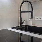 Sonnige, Ruhige Gartenwohnung Mit Terrasse U. Garten アパート オーバーハヒング