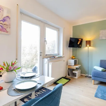 Sonnige, Ruhige Gartenwohnung Mit Terrasse U. Garten Lejlighed *