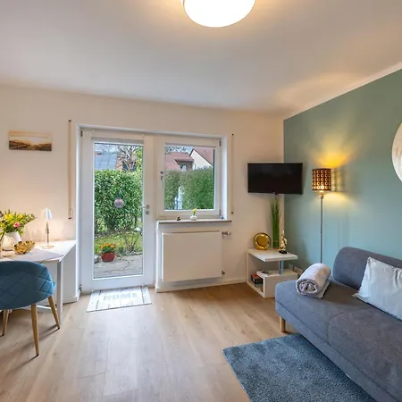 Sonnige, Ruhige Gartenwohnung Mit Terrasse U. Garten Apartmán