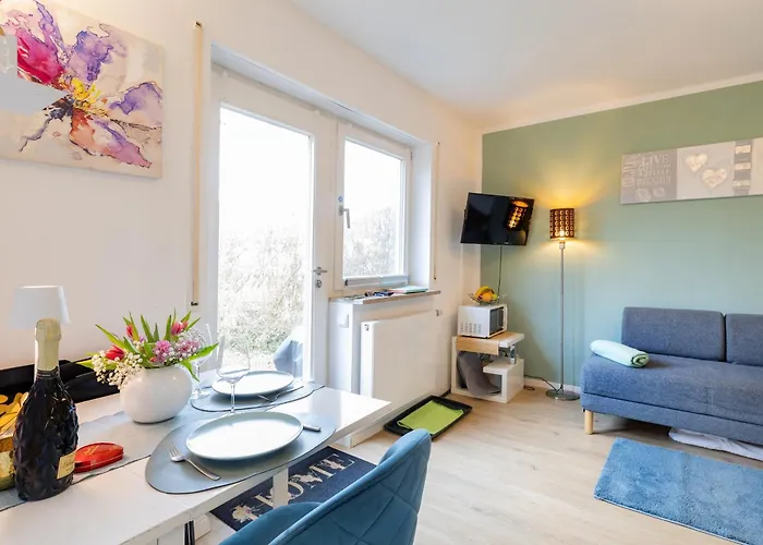 Sonnige, Ruhige Gartenwohnung Mit Terrasse U. Garten 아파트 *